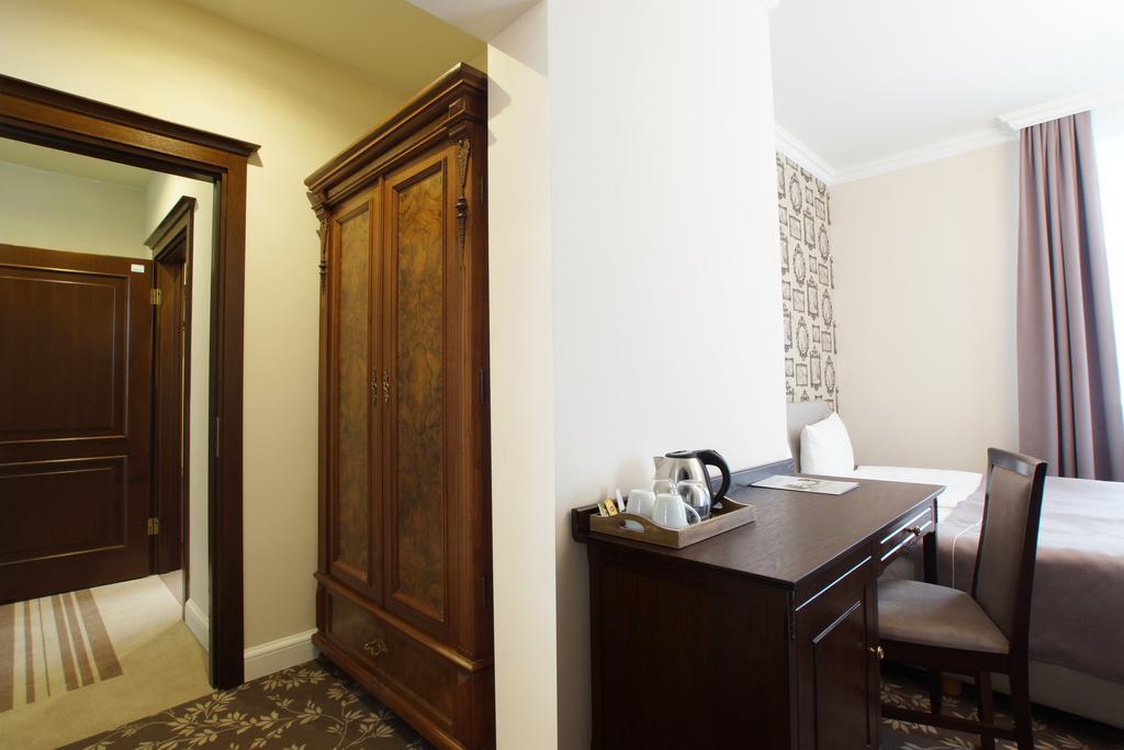 Villa La Pierre Strzegom Habitación foto