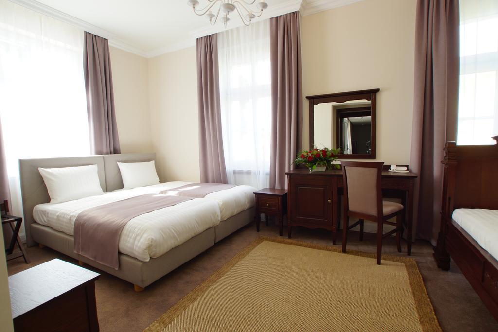 Villa La Pierre Strzegom Habitación foto